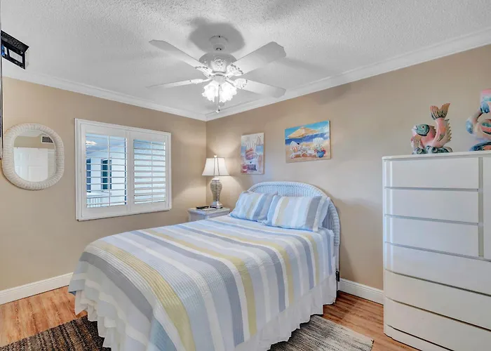 Apartment Dollar 305 *